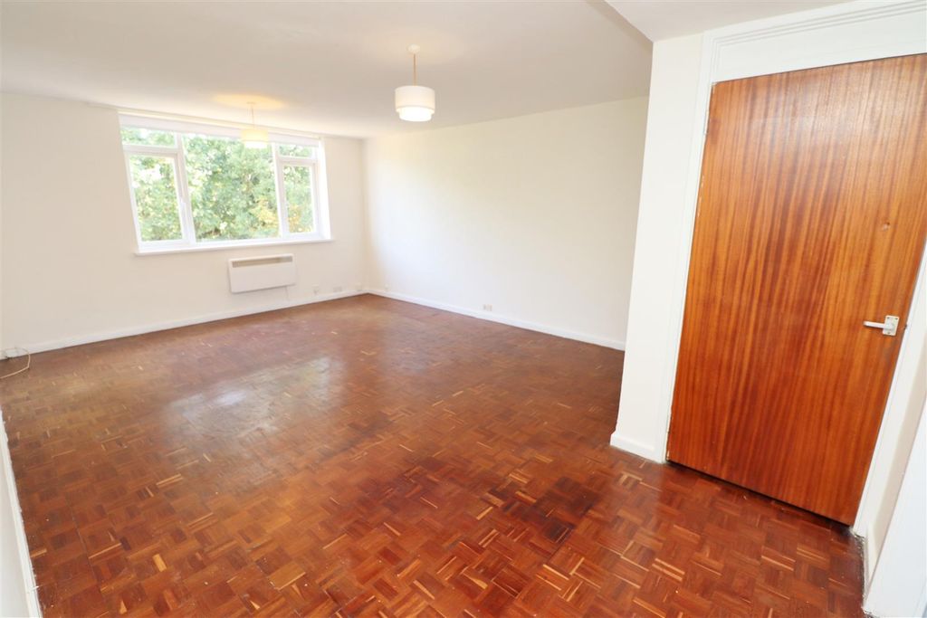 Property photo 3 of 13 Img_2599.Jpg