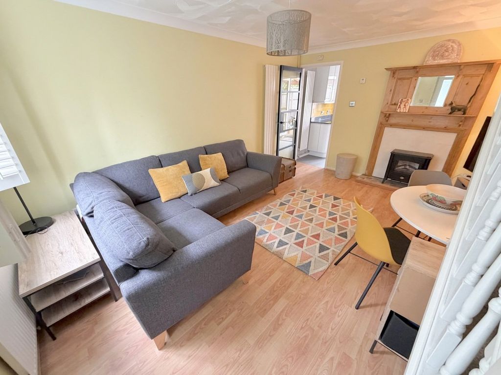 Property photo 3 of 18