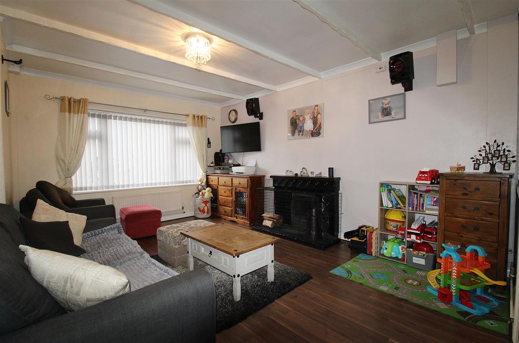 Property photo 3 of 16 Living Room