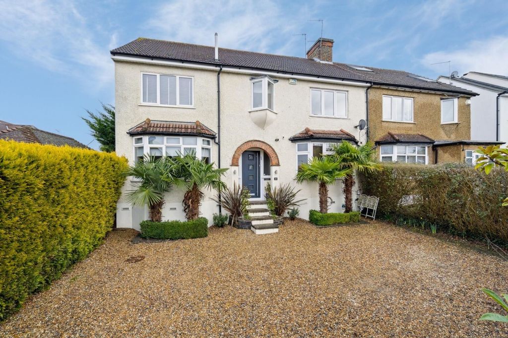 Property photo 1 of 22