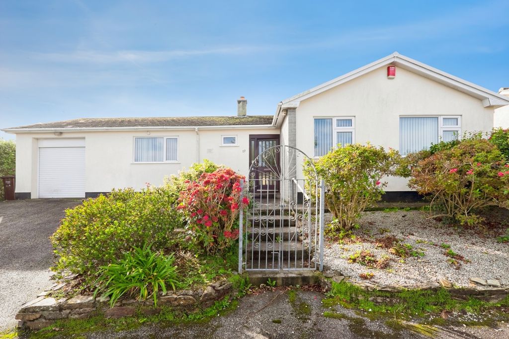 Property photo 2 of 20 Pbox-Img.Jpg