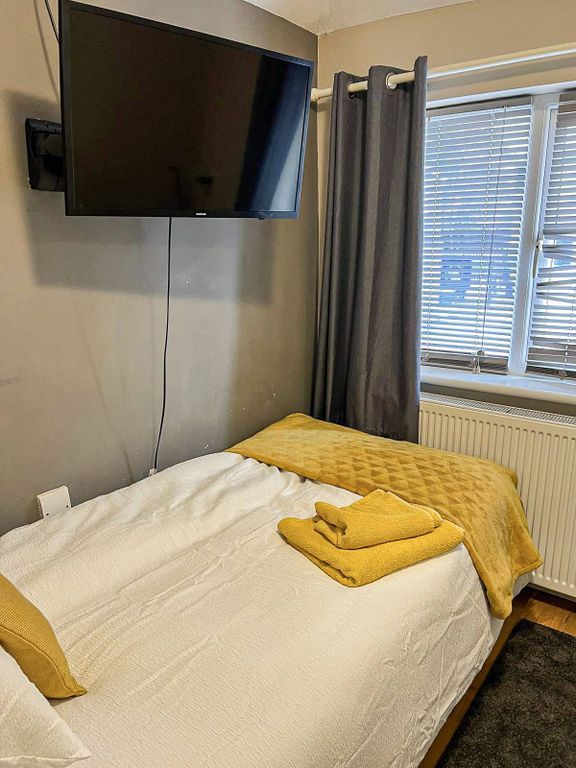 Property photo 2 of 7 Gallery