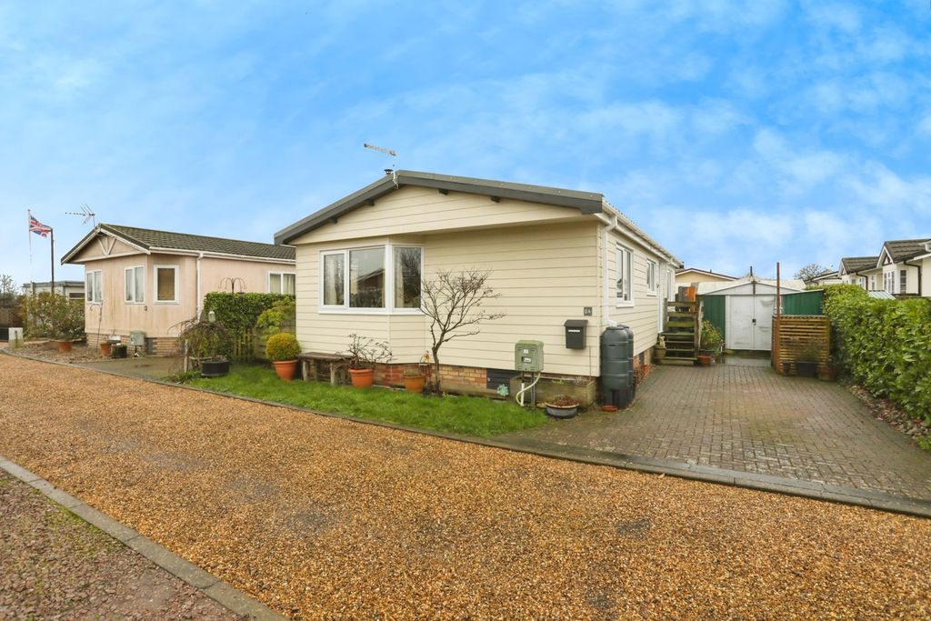 Property photo 1 of 19 Pbox-Img.Jpg