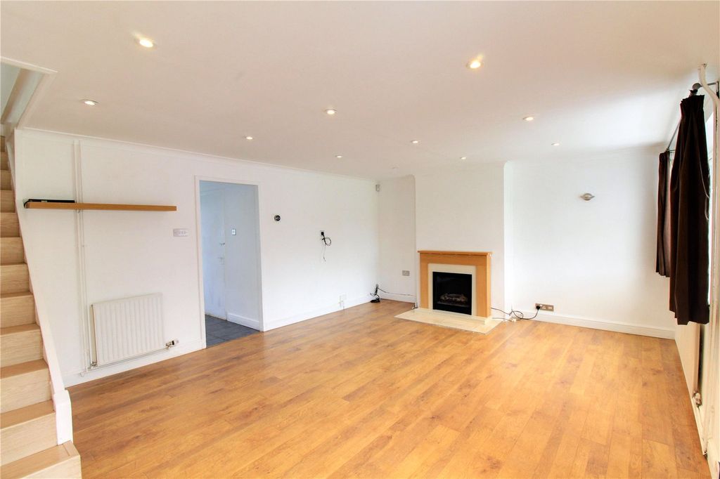 Property photo 3 of 15 3