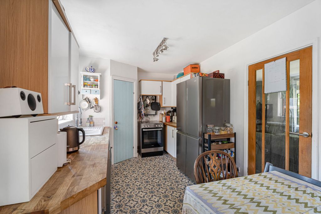 Property photo 3 of 19 Kitchen/Dining