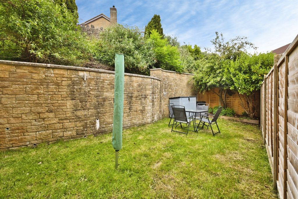 Property photo 3 of 17
