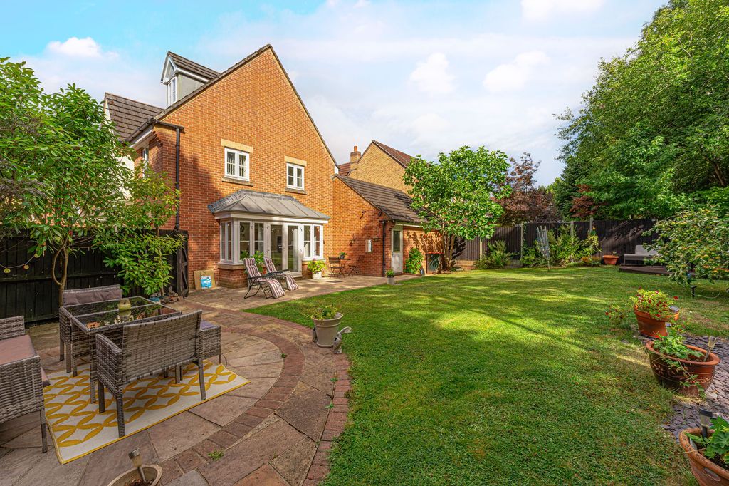 Property photo 2 of 58