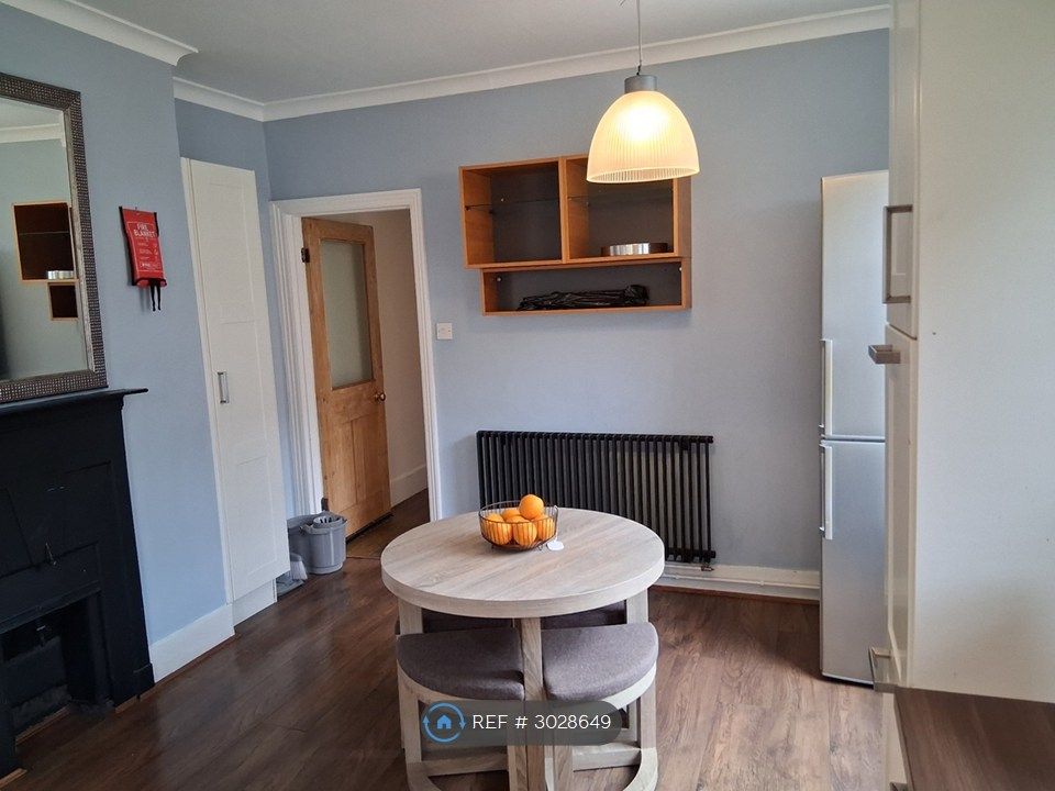 Property photo 2 of 21