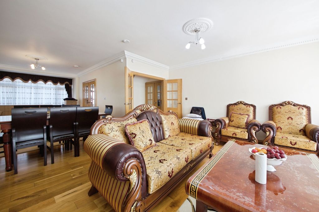 Property photo 2 of 15