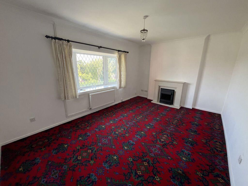 Property photo 2 of 11 Gallery