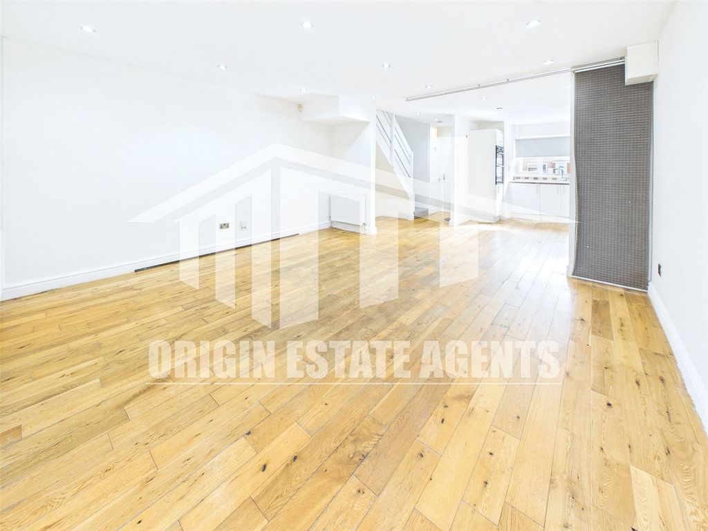Property photo 3 of 12 Picture No. 02