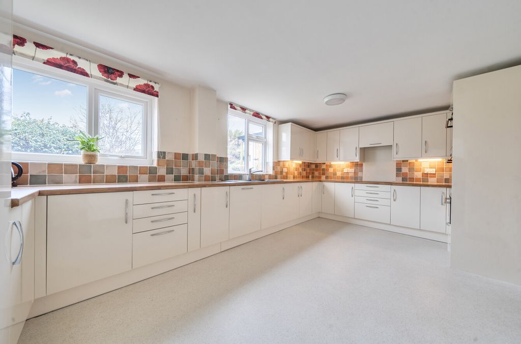 Property photo 3 of 22 1423927-5-69B014d...