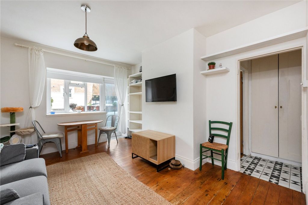 Property photo 1 of 12 Picture No. 19