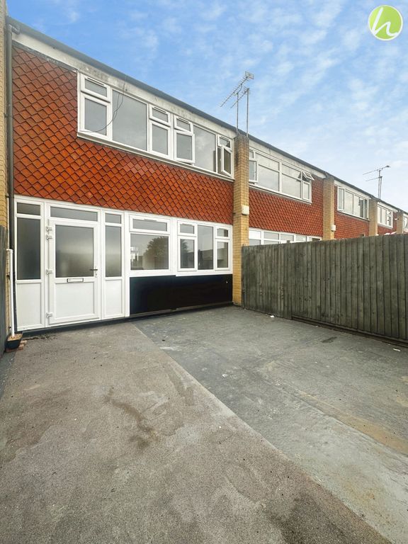Property photo 1 of 5