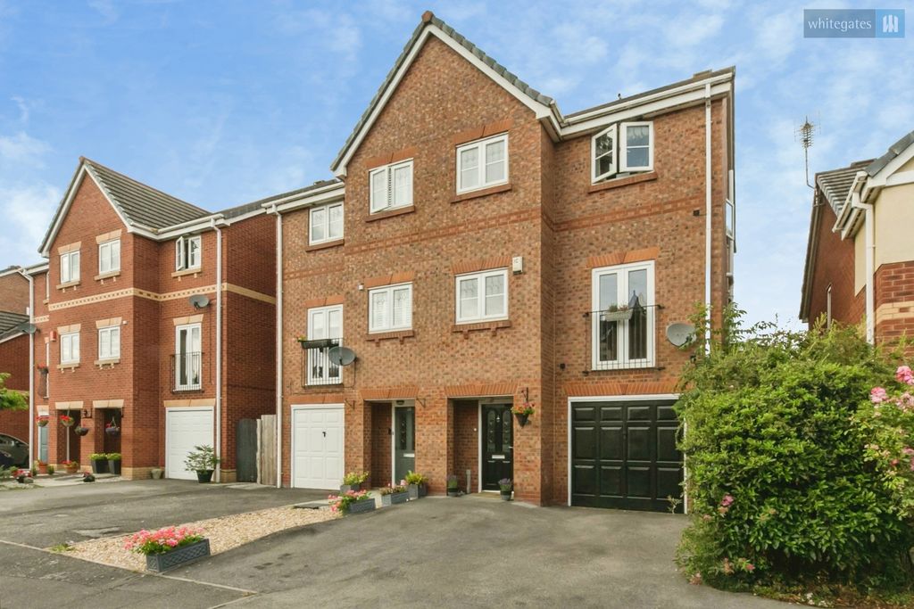 Property photo 1 of 23 Pbox-Img.Jpg