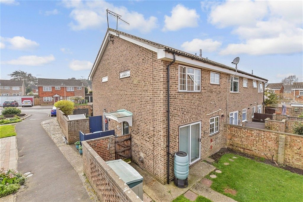 Property photo 1 of 9 External (Web)