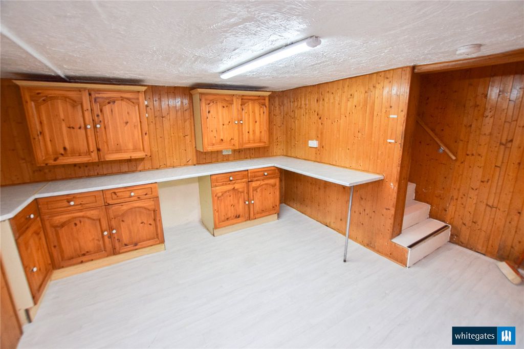 Property photo 3 of 8 Picture No. 02