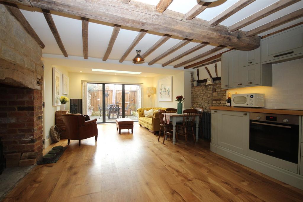 Property photo 2 of 22 Lounge/Diner/Kitchen