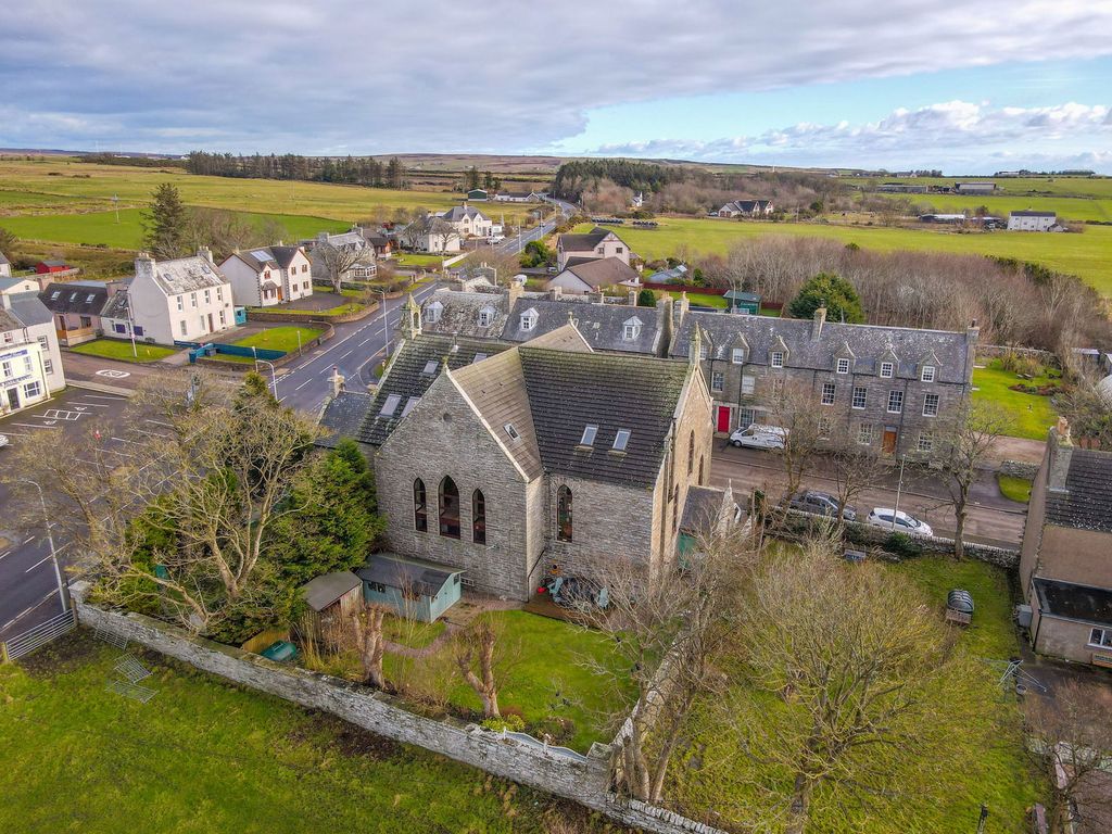 Property photo 1 of 28