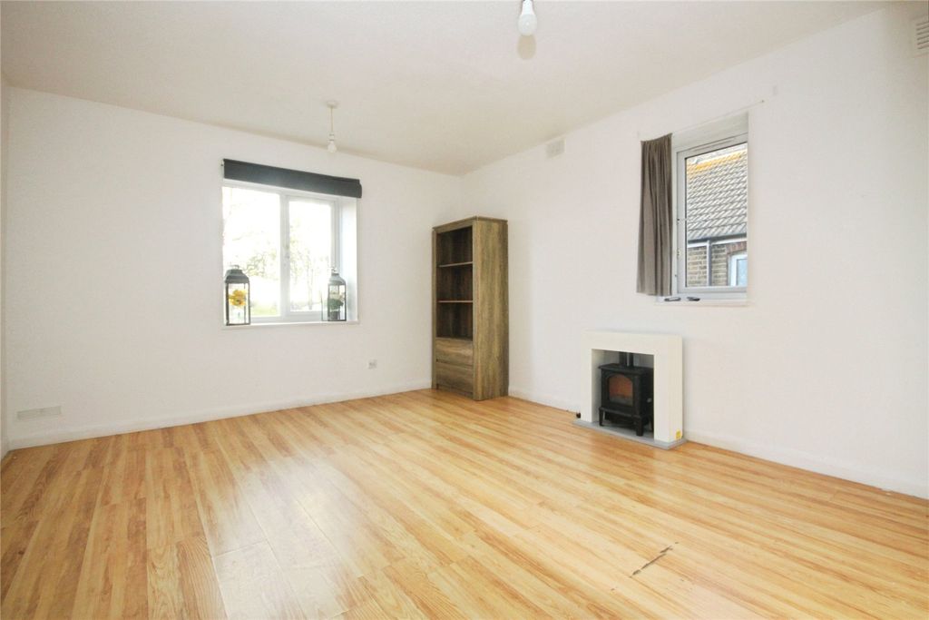 Property photo 2 of 15 Reception