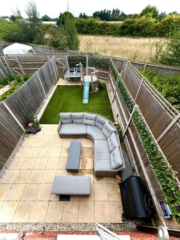 Property photo 3 of 20