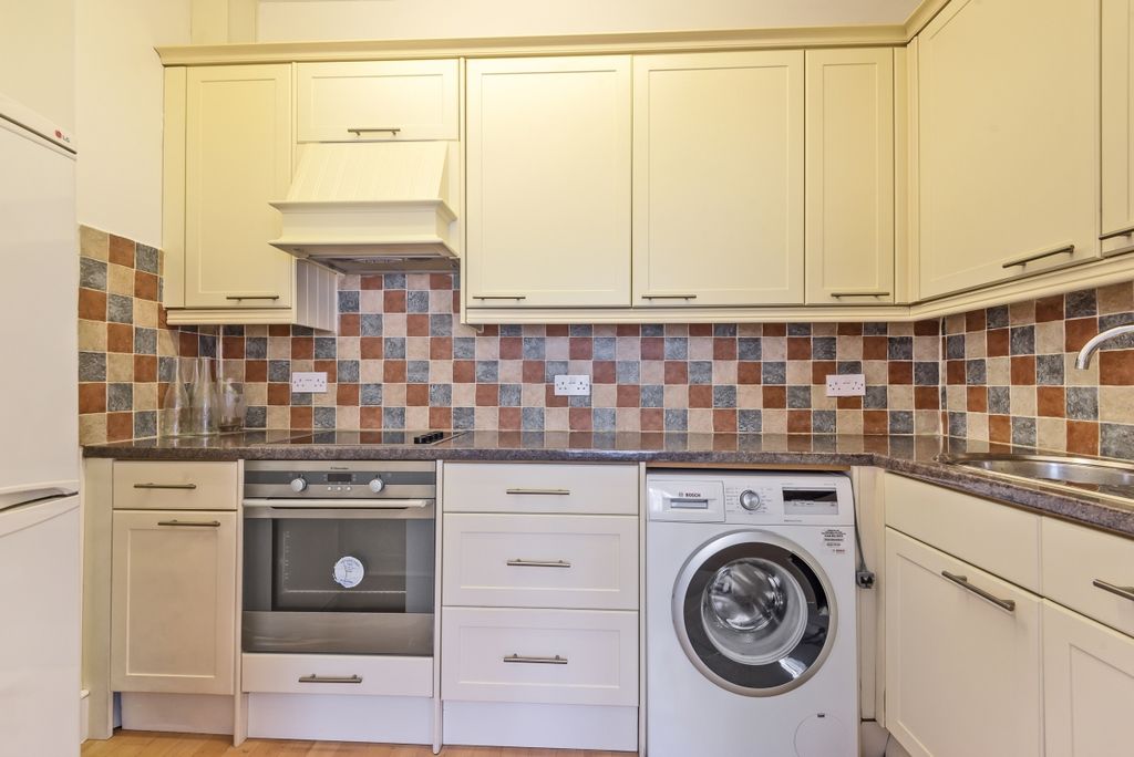 Property photo 2 of 6 525421 (3)