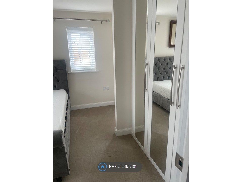 Property photo 3 of 3