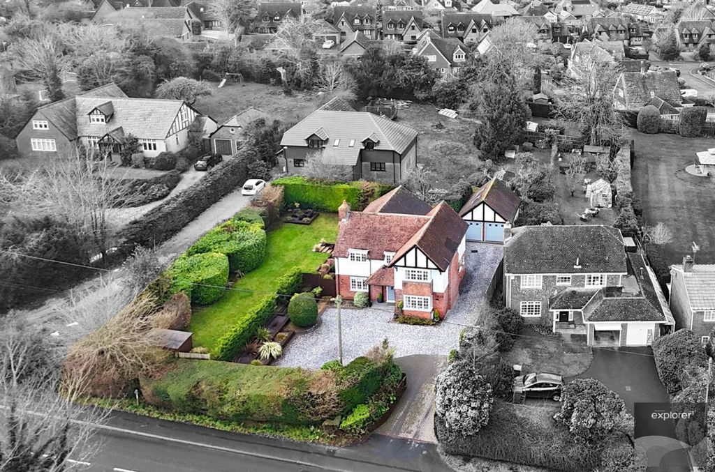 Property photo 3 of 40