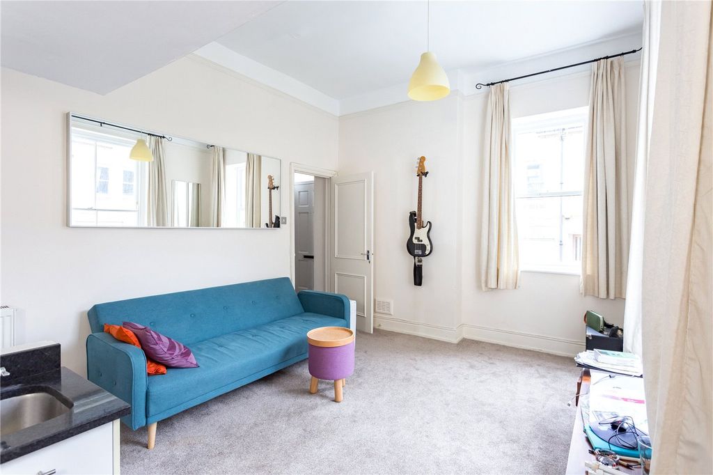 Property photo 3 of 9 Picture No. 07