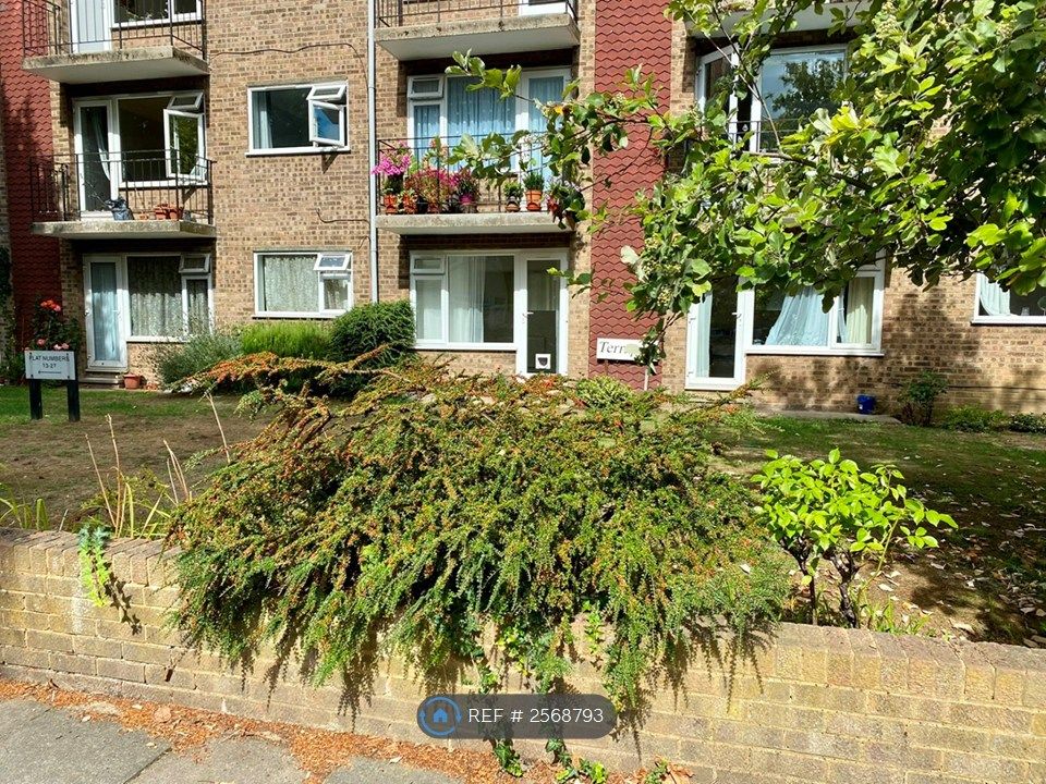 Property photo 2 of 18