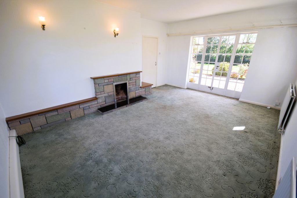 Property photo 3 of 13 Living Room