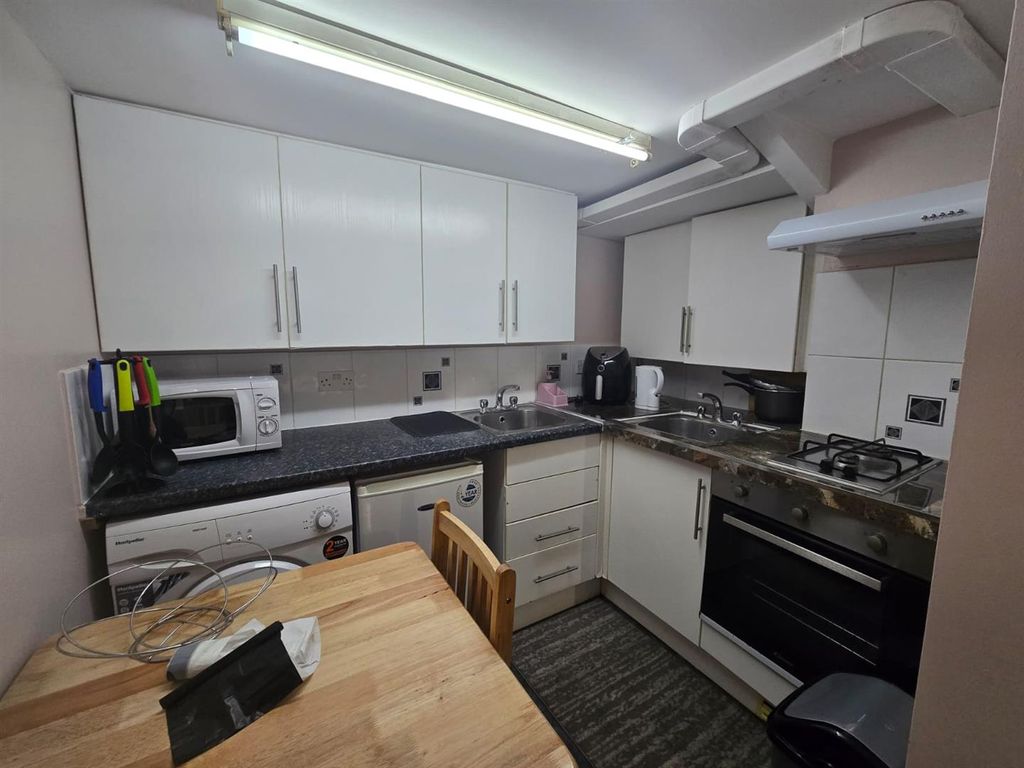 Property photo 2 of 6 Whatsapp Image 2025-11-20 At 17.15.07.Jpeg