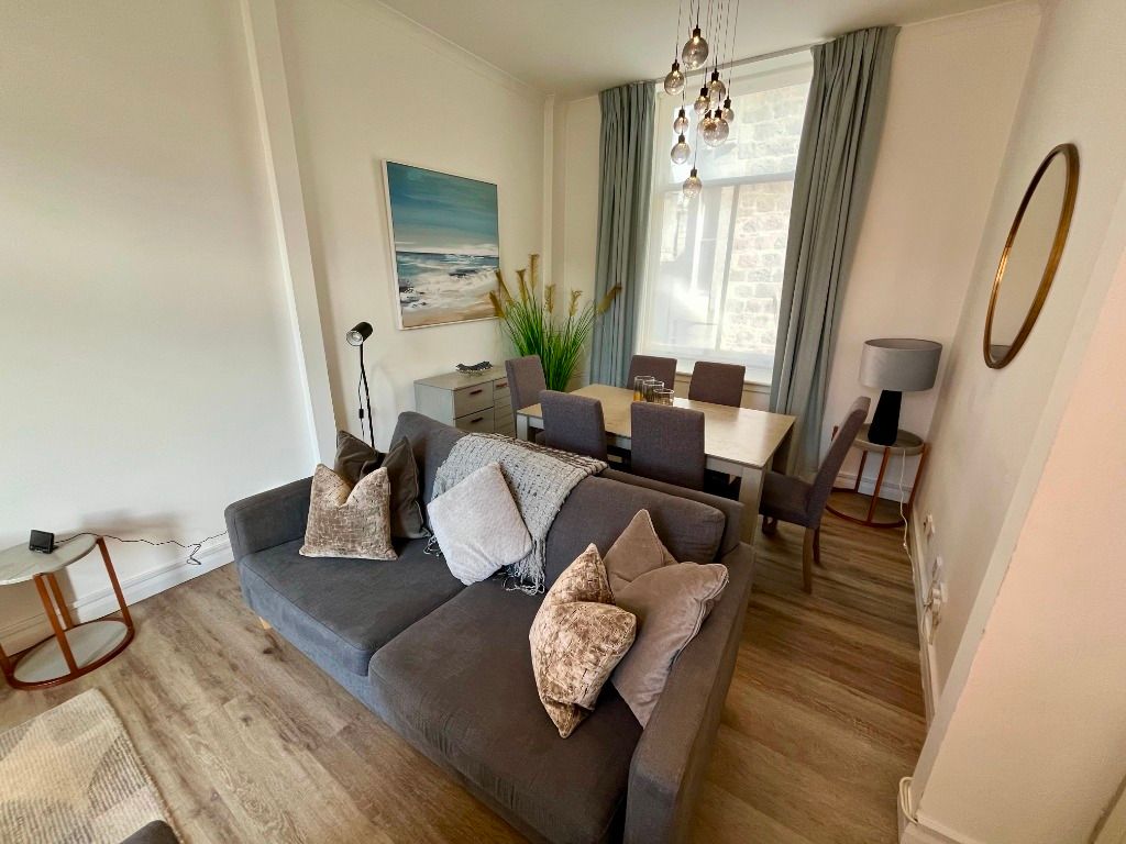 Property photo 2 of 10 Photo 2