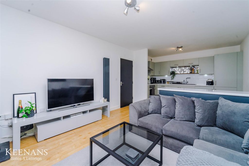 Property photo 3 of 29 9.Jpg
