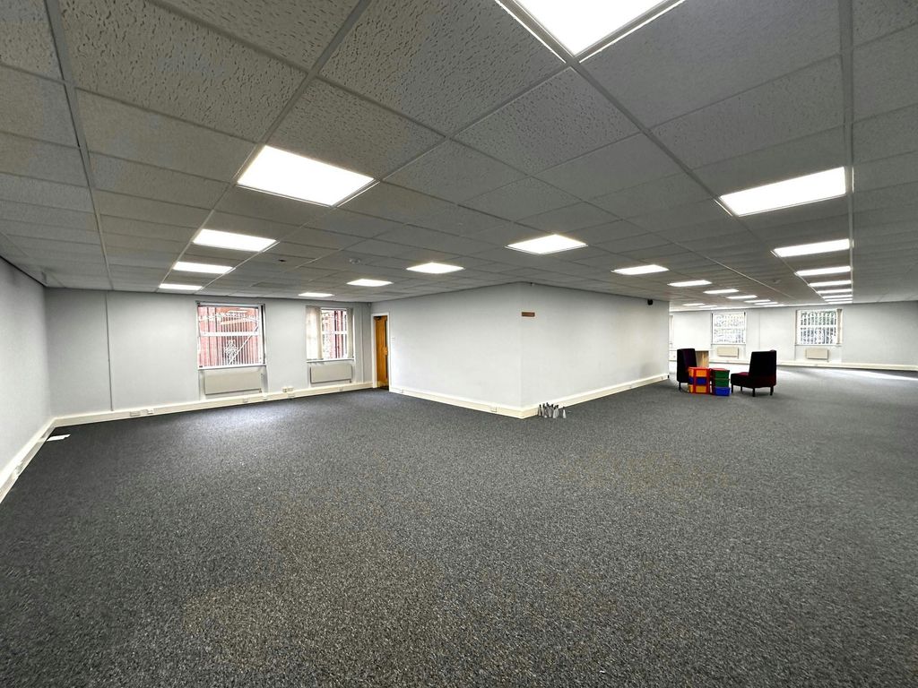 Property photo 3 of 9 P5.Jpg