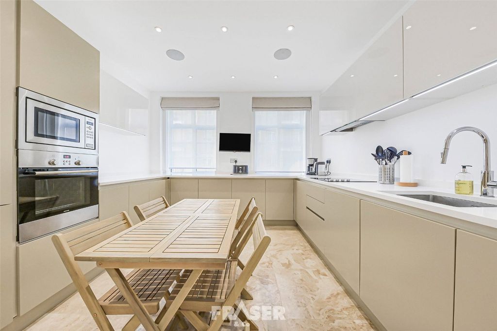 Property photo 3 of 20 Picture No. 22