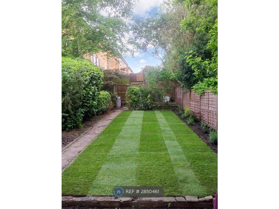 Property photo 1 of 35 Summer View Of Lawned Garden