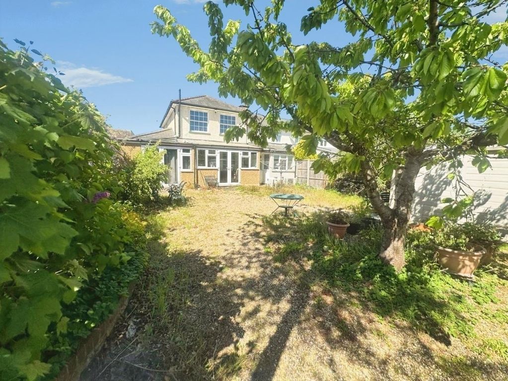 Property photo 3 of 8 Pbox-Img.Jpg