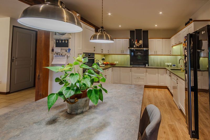 Property photo 2 of 18 Photo 2