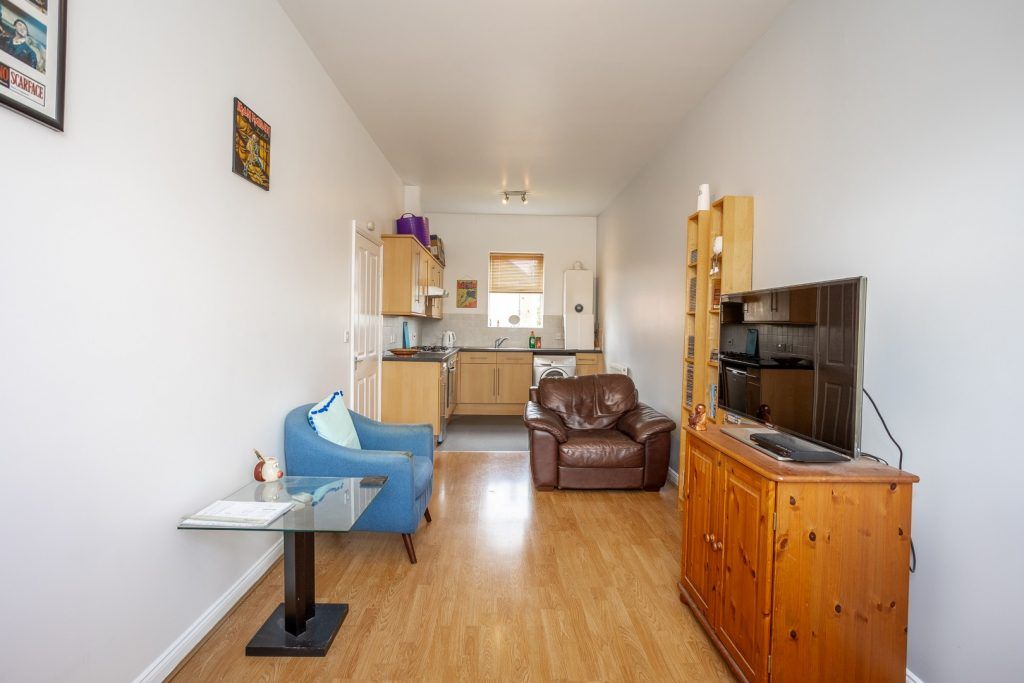 Property photo 3 of 16