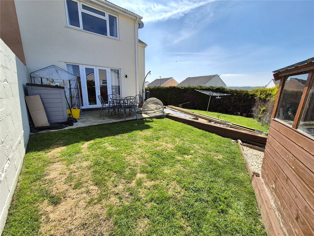 Property photo 2 of 20 Picture No. 24