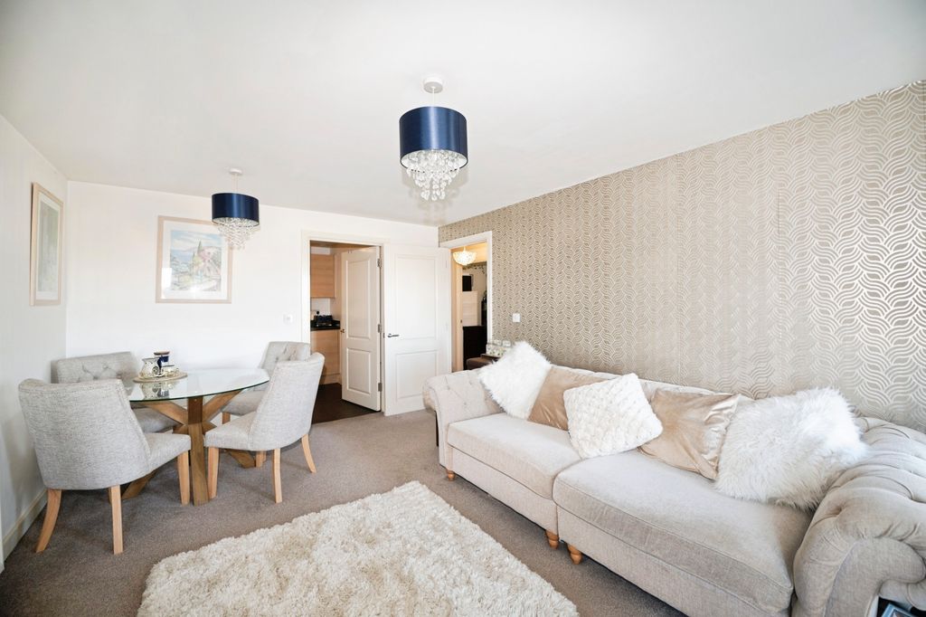 Property photo 3 of 14 Living Room