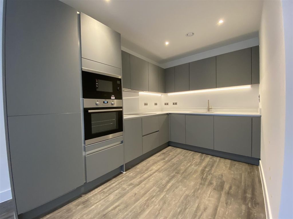 Property photo 3 of 15 Image00097.Jpeg