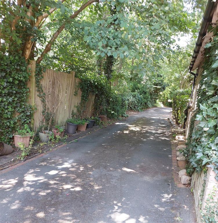 Property photo 3 of 19 Access Lane.Jpg