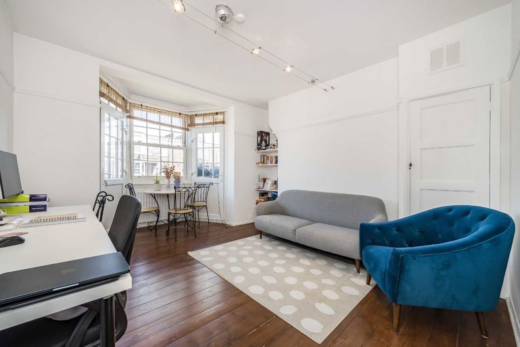 Property photo 1 of 6