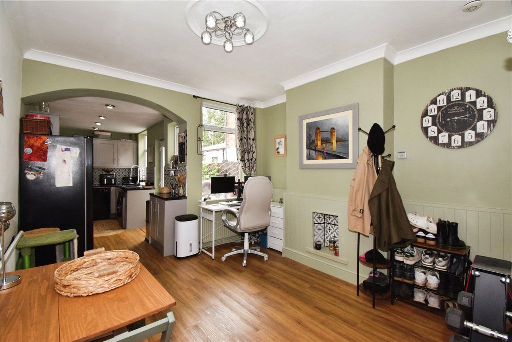 Property photo 3 of 20 Dining Room