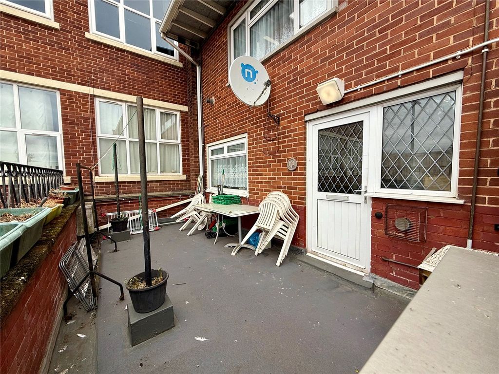 Property photo 1 of 1 Front