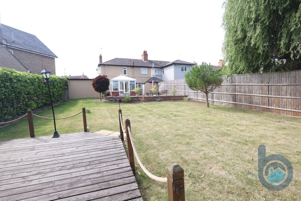 Property photo 1 of 25