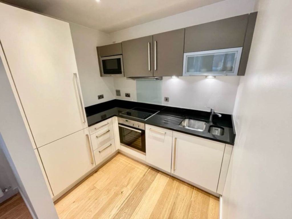 Property photo 3 of 19 Image1 (12)