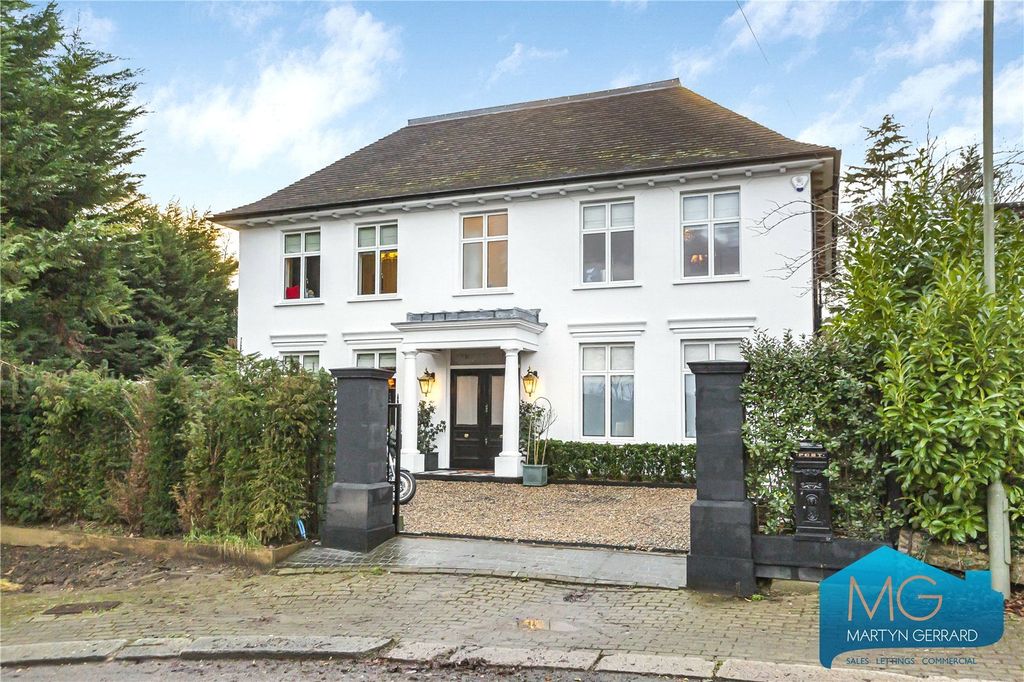 Property photo 1 of 56 Picture No. 35